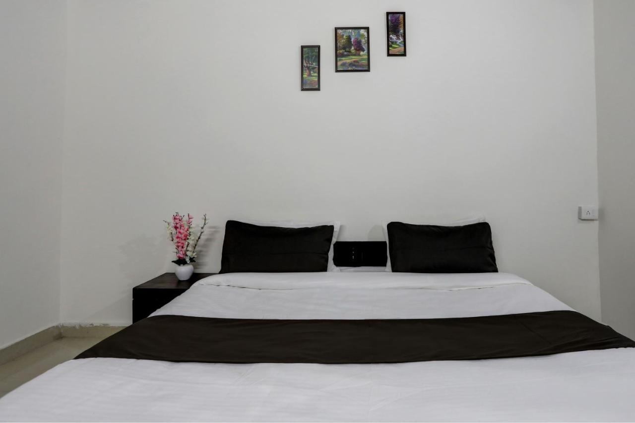 Hotel O The Royal Villa New Delhi Luaran gambar