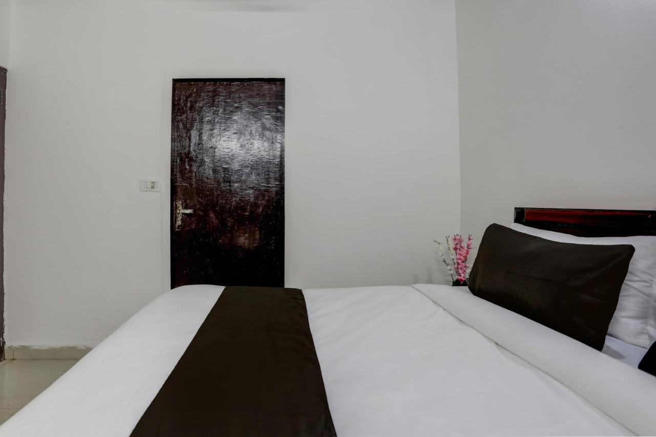 Hotel O The Royal Villa New Delhi Luaran gambar